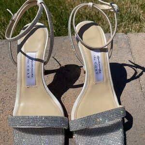 Kachorovska sandals
